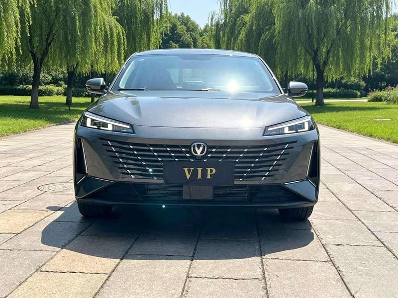 Changan Eado Plus, 2025 — фото 2 из 12