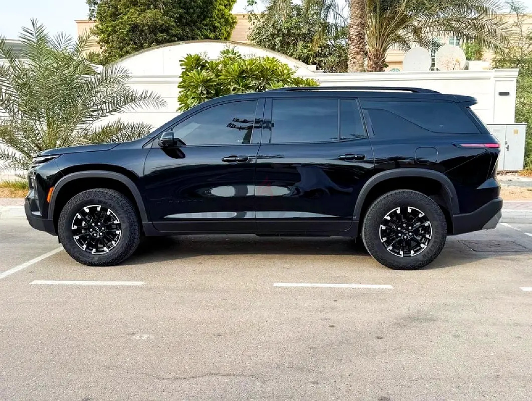 Chevrolet Traverse, 2024 — фото 2 из 4