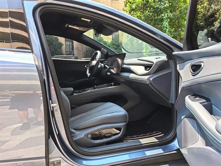 BYD Seal 06 GT, 2025 — фото 7 из 9