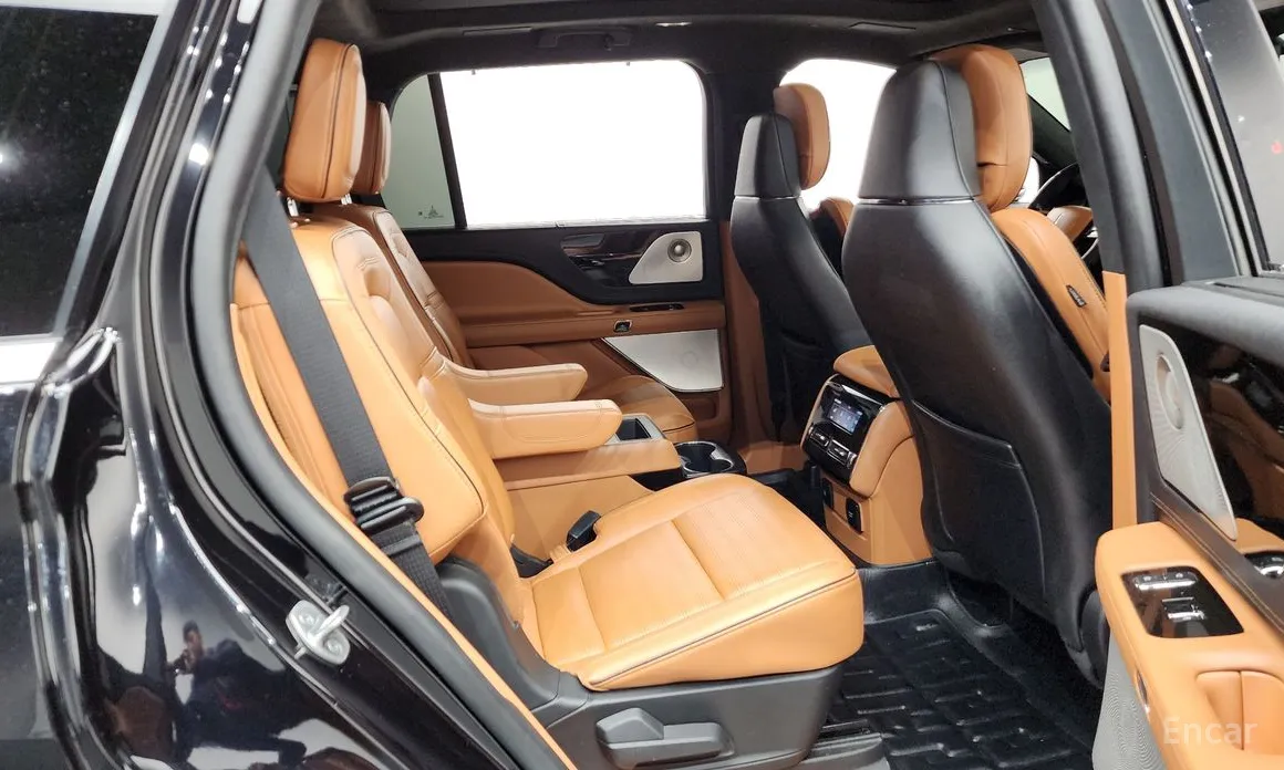 Lincoln Aviator, 2022 — фото 12 из 12
