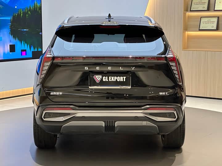 Geely Atlas L, 2024 — фото 3 из 9