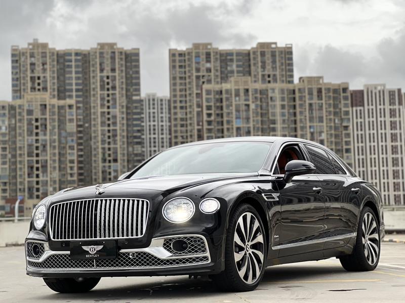 Bentley Flying Spur, 2024 — купить в Калуге под ключ