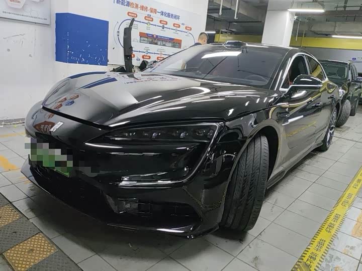 BYD Yangwang U7, 2025 — купить в Калуге под ключ