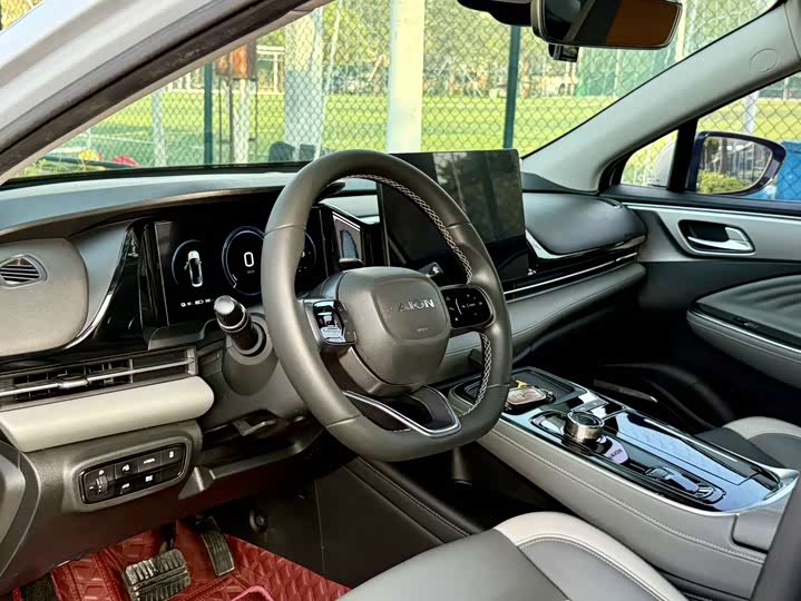 GAC Aion S Plus, 2022 — фото 7 из 9