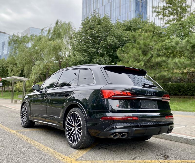 Audi SQ7, 2025 — фото 4 из 12