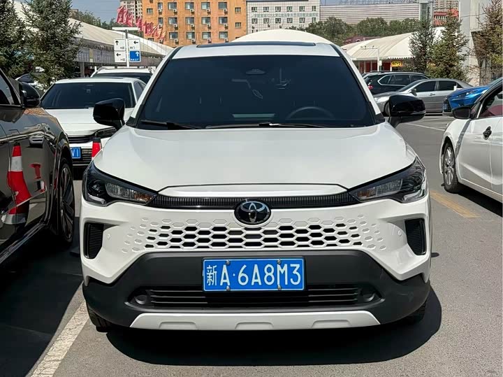 Toyota Corolla Cross, 2026 — фото 2 из 9