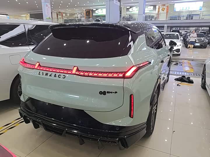 Lynk & Co 08 EM-P Hybrid, 2024 — фото 7 из 9
