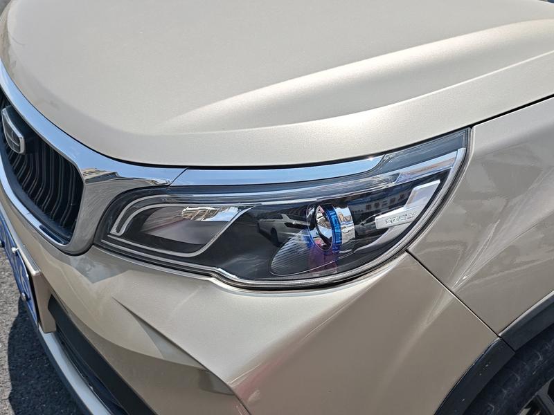 Geely Vision X3, 2021 — фото 7 из 12