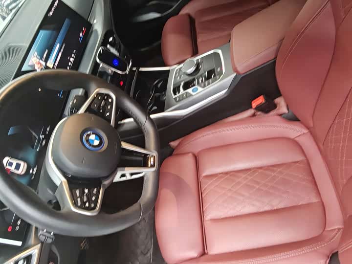 BMW i3, 2025 — фото 4 из 9