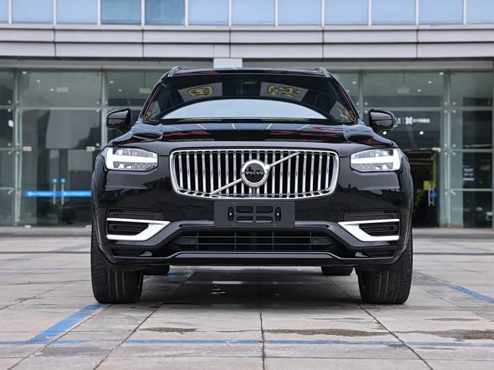 Volvo XC90, 2023 — фото 2 из 9