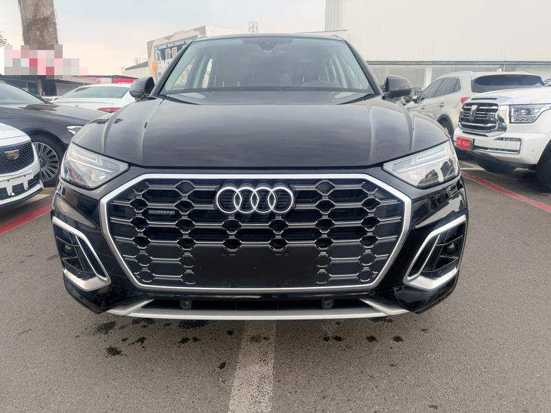 Audi Q5L, 2022 — фото 2 из 12