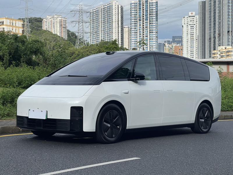 LiXiang Mega, 2025 — купить в Чебоксарах под ключ