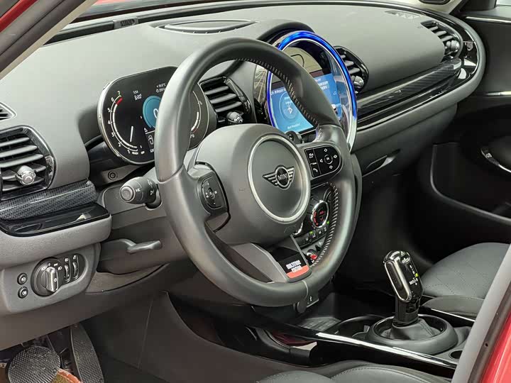 Mini Clubman, 2022 — фото 9 из 9