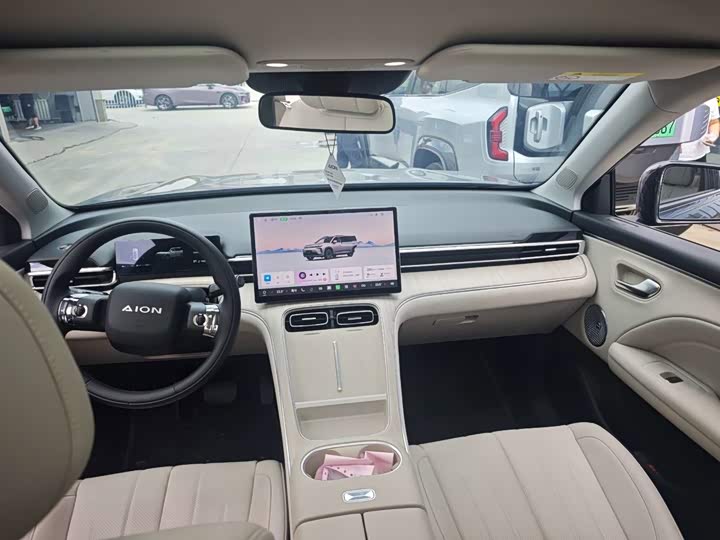 GAC Aion i60, 2025 — фото 6 из 7