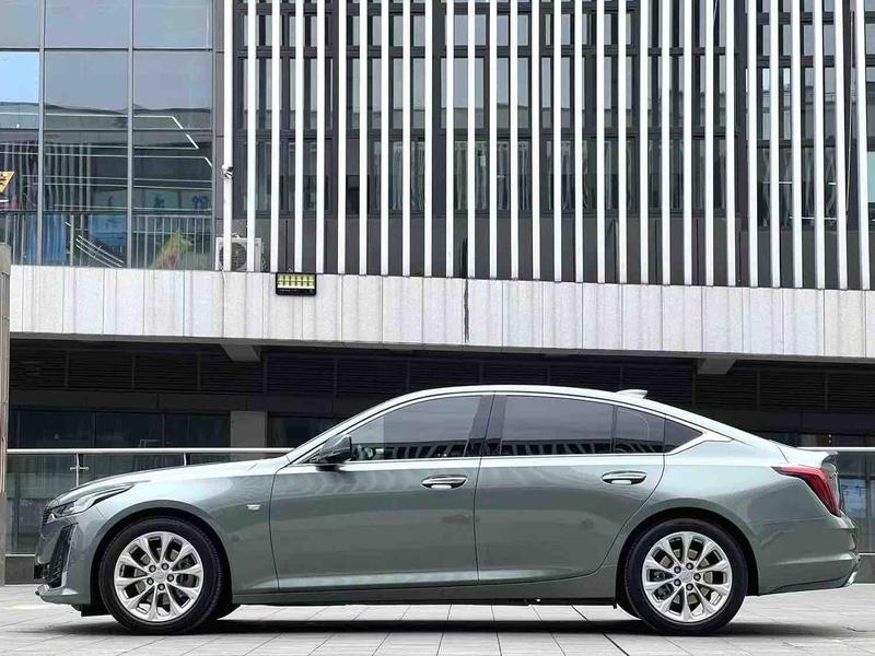 Cadillac CT5, 2023 — фото 3 из 9