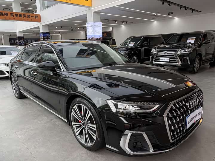 Audi A8, 2023 — фото 3 из 9