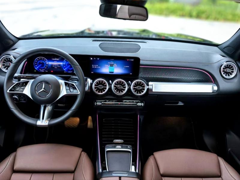 Mercedes-Benz EQB, 2024 — фото 3 из 6