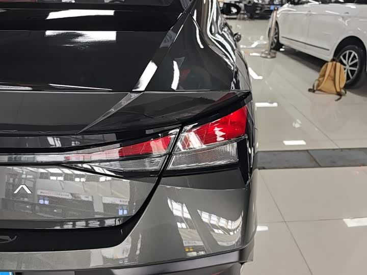 Hyundai Elantra N line, 2024 — фото 8 из 9