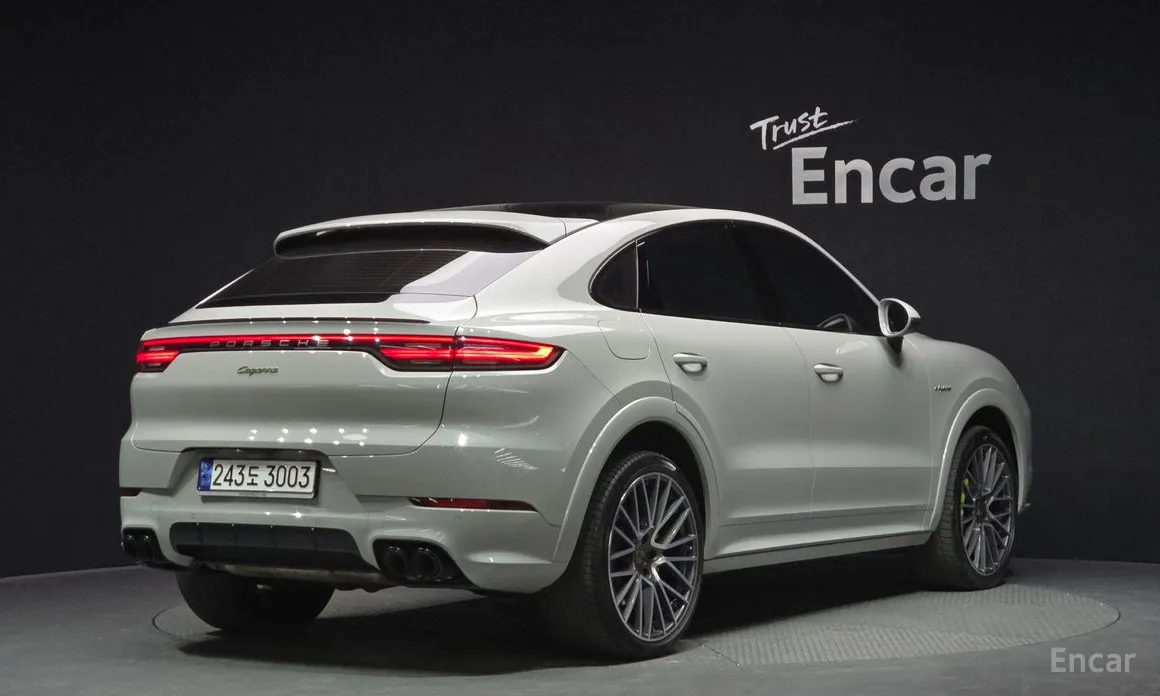 Porsche Cayenne, 2022 — фото 2 из 12