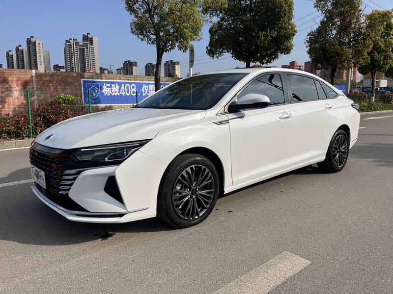 Dongfeng Aeolus Yixuan Max, 2022 — купить в Ульяновске под ключ