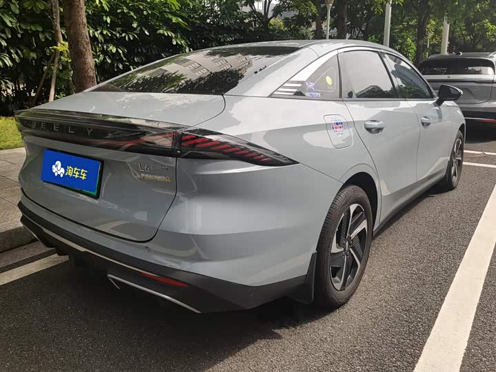 Geely Galaxy L6, 2024 — фото 3 из 9