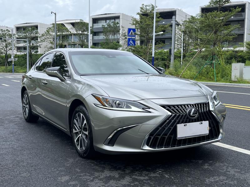 Lexus ES, 2024 — фото 3 из 12