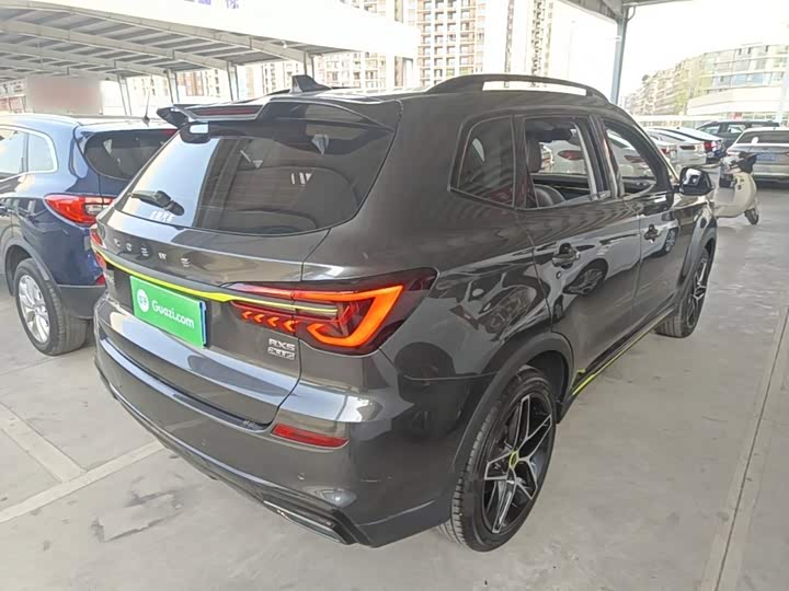 Roewe RX5, 2021 — фото 7 из 9
