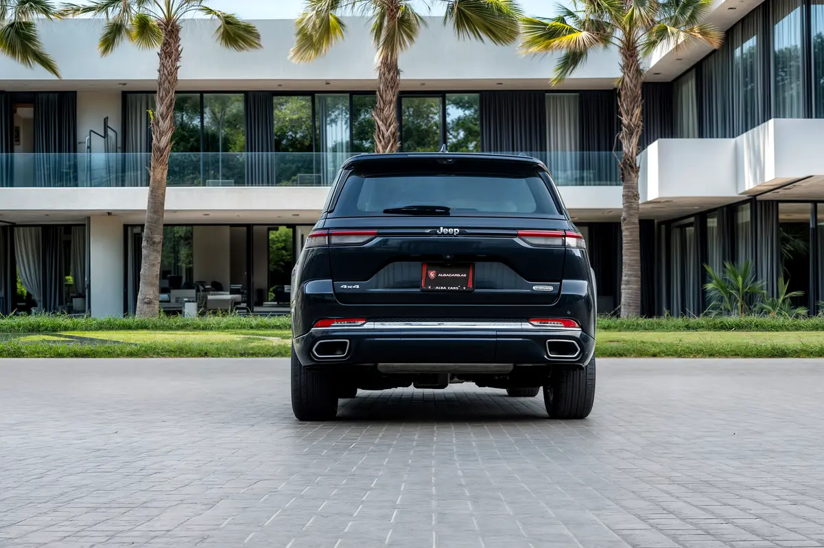 Jeep Grand Cherokee, 2024 — фото 5 из 10