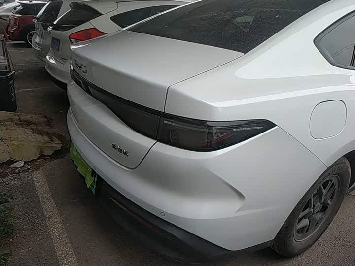 BYD Seal 05 DM-i Hybrid, 2025 — фото 6 из 9