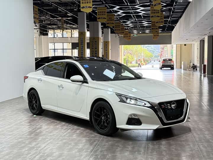 Nissan Teana, 2022 — фото 5 из 9