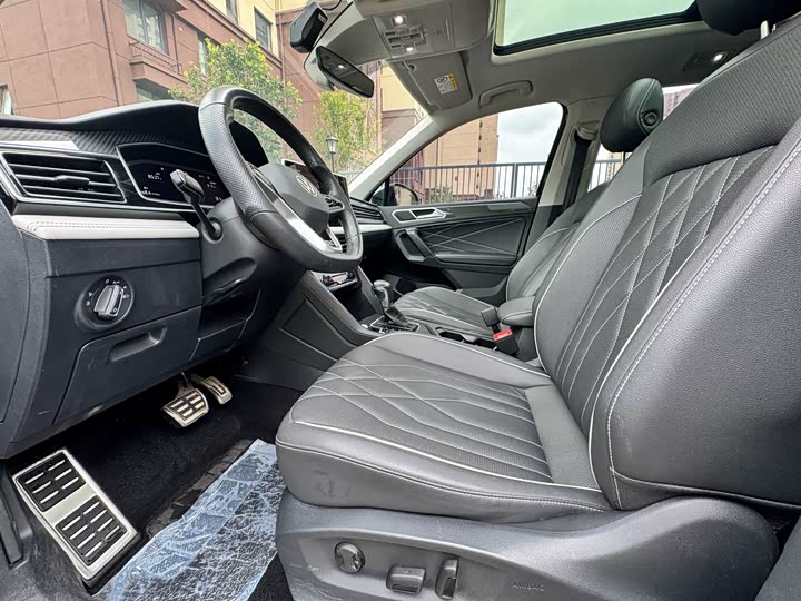 Volkswagen Tiguan L Pro, 2023 — фото 4 из 9