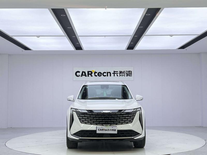 Geely Atlas L, 2023 — фото 2 из 12