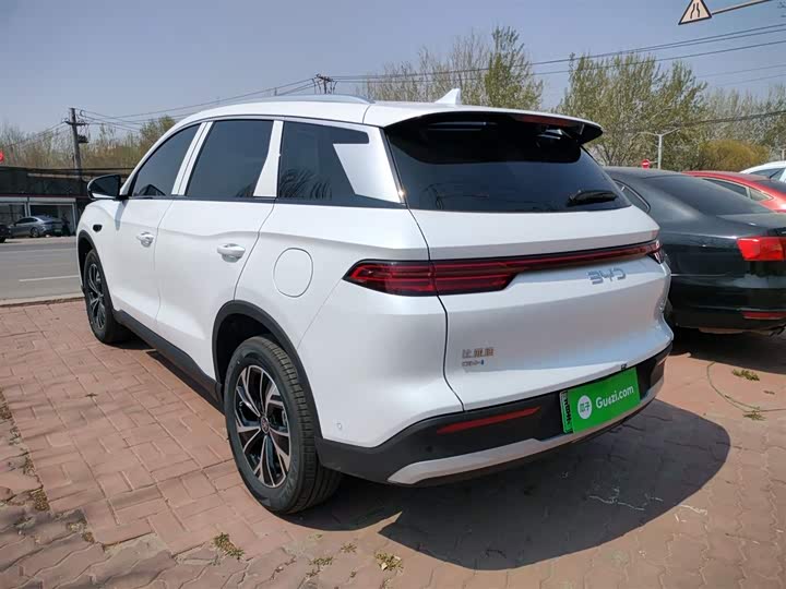 BYD Song Pro Hybrid, 2025 — фото 5 из 9