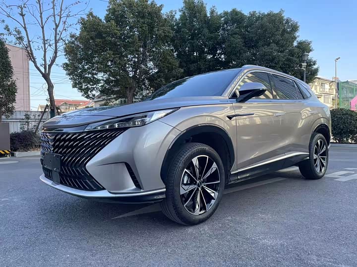 Roewe RX5, 2022 — фото 2 из 9
