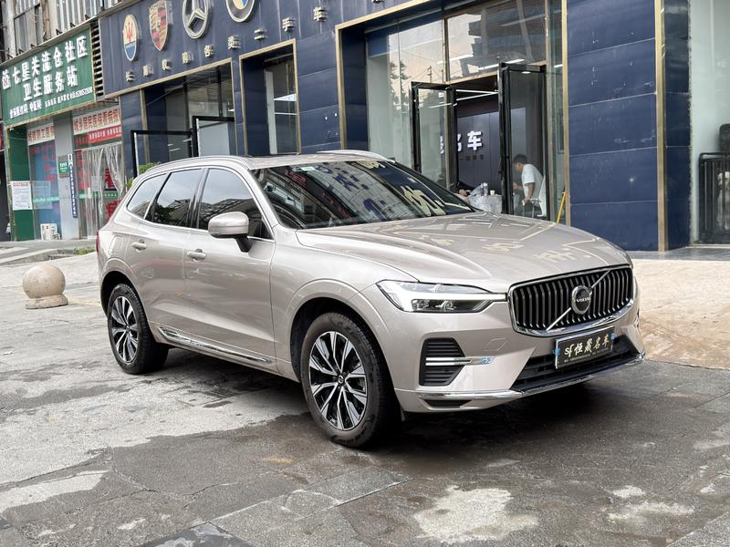 Volvo XC60, 2024 — фото 3 из 10