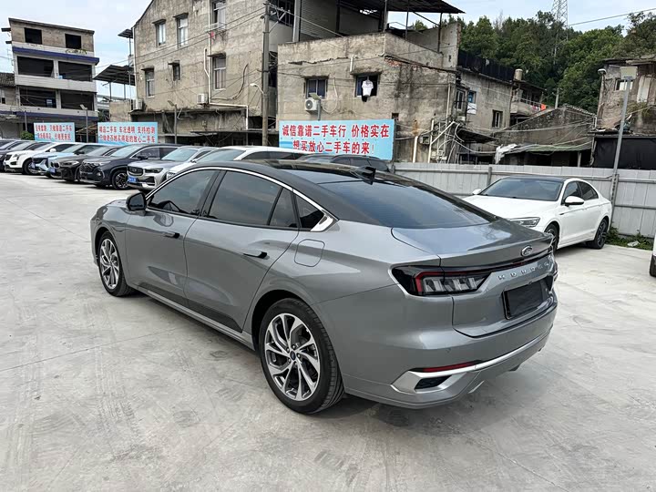 Ford Mondeo, 2025 — фото 3 из 9