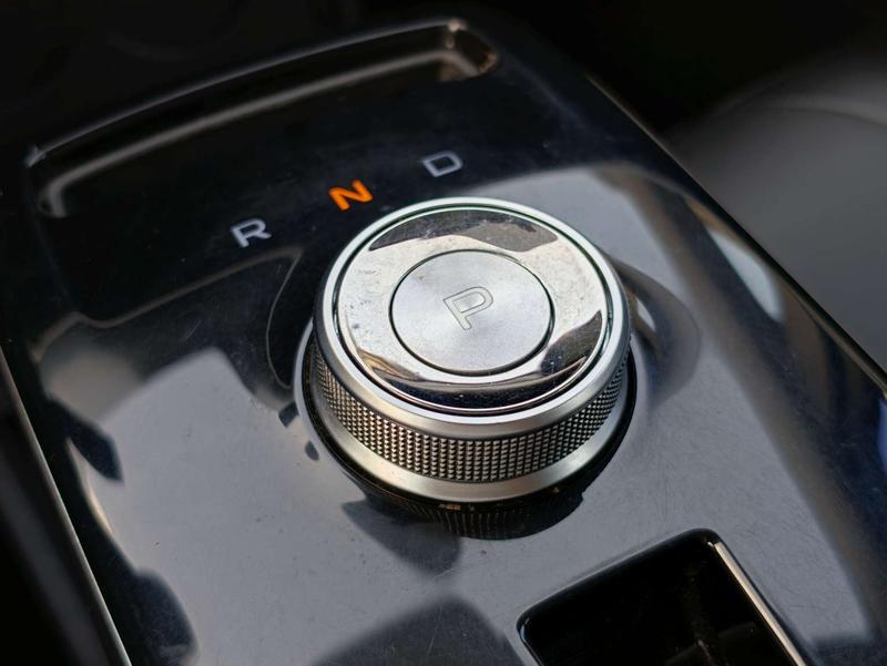 Geely Geometry E Firefly, 2023 — фото 11 из 12