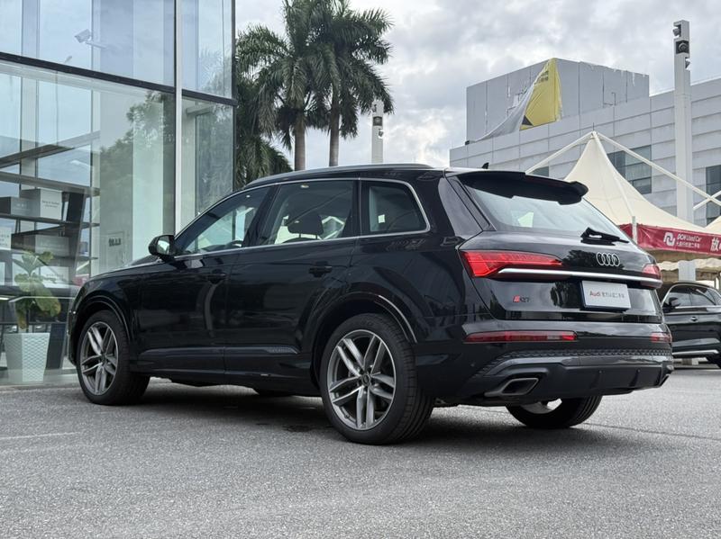 Audi Q7, 2025 — фото 4 из 12