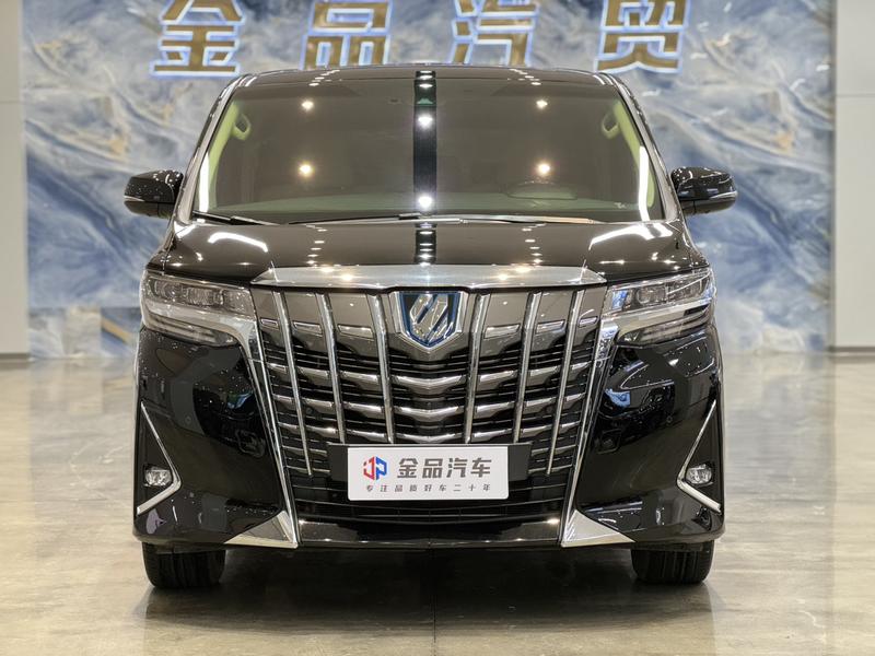 Toyota Alphard, 2022 — фото 2 из 12