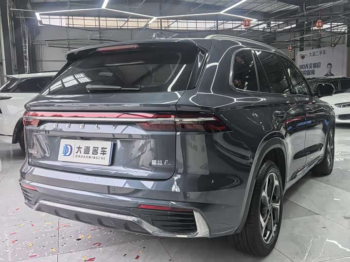Geely Monjaro, 2022 — фото 4 из 9