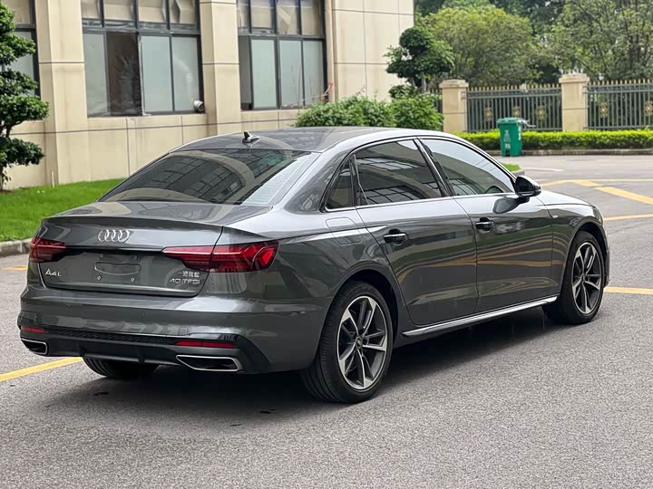 Audi A4L, 2024 — фото 9 из 9