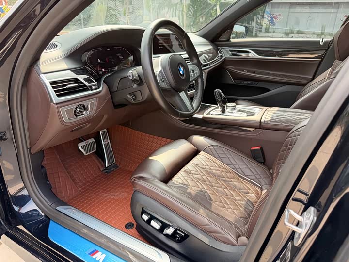 BMW 7 Series, 2022 — фото 5 из 9