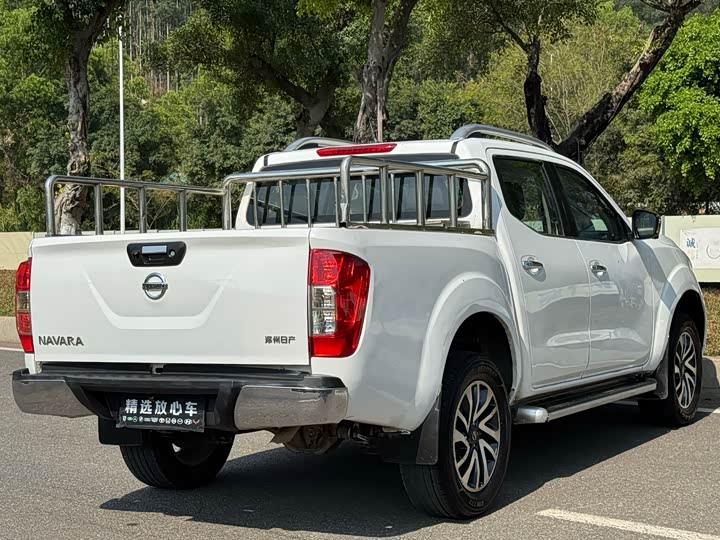 Nissan Navara, 2021 — фото 4 из 9