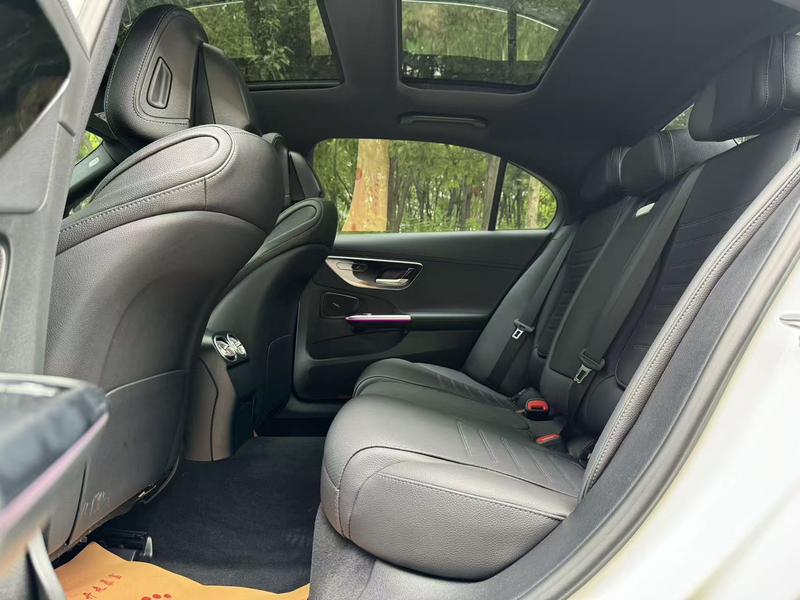 Mercedes-Benz C-Class, 2023 — фото 10 из 11