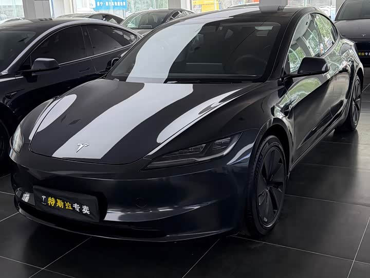 Tesla Model 3, 2026 — купить в Иванове под ключ
