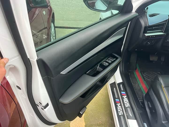 MG Motor 5 Scorpio, 2022 — фото 5 из 9
