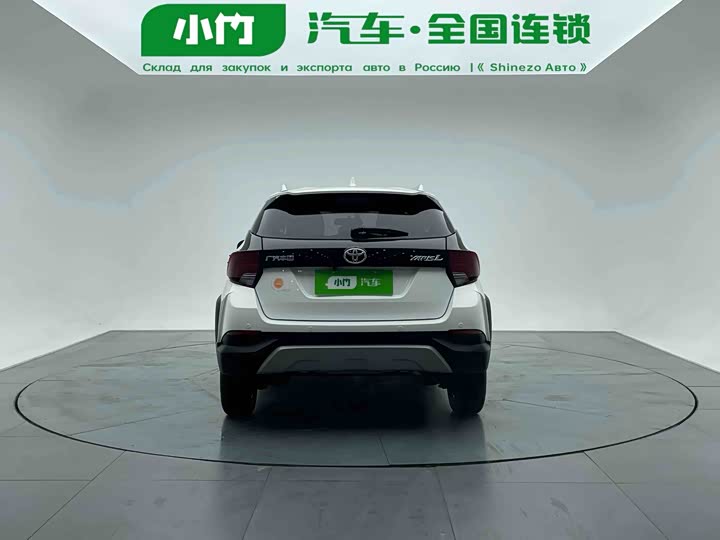 Toyota Yaris L Hatchback, 2022 — фото 4 из 9