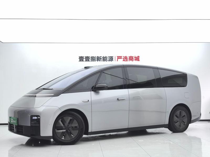 LiXiang Mega, 2025 — купить в Чебоксарах под ключ