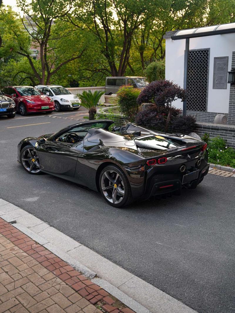 Ferrari SF90, 2023 — фото 2 из 10