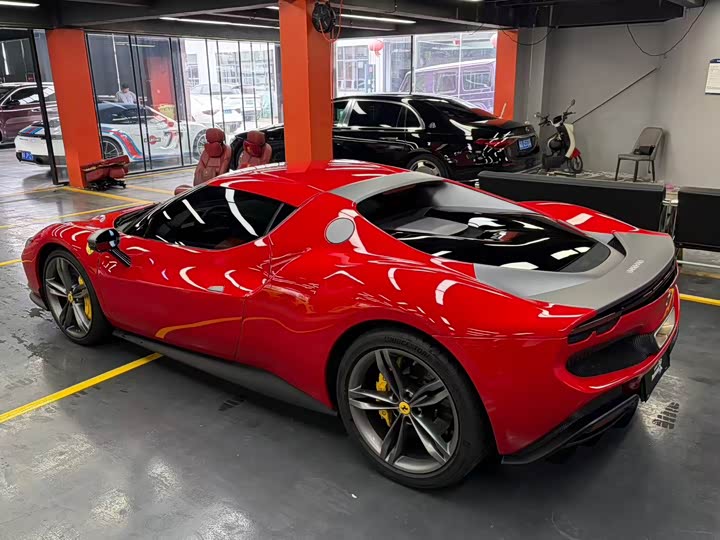 Ferrari 296, 2023 — фото 7 из 9